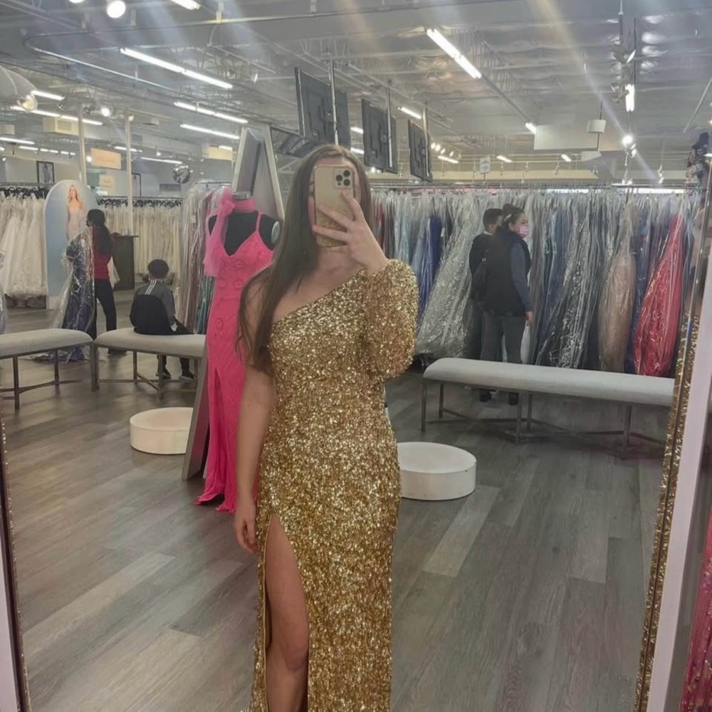 Sherri Hill Gold Sequin One-Shoulder Dress